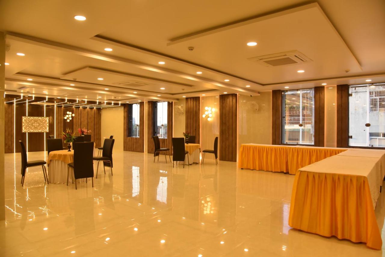 Hotel Nexus Lucknow Exterior foto
