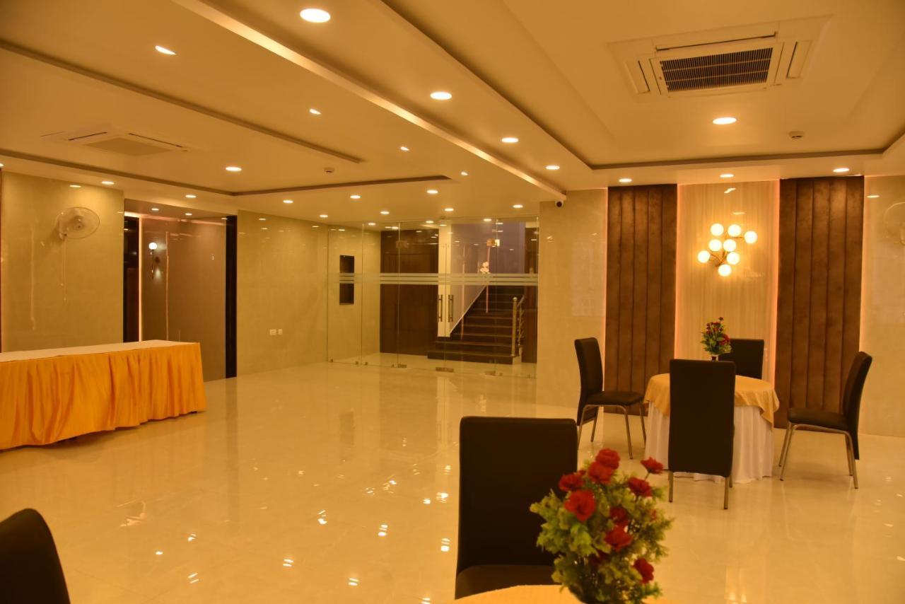 Hotel Nexus Lucknow Exterior foto